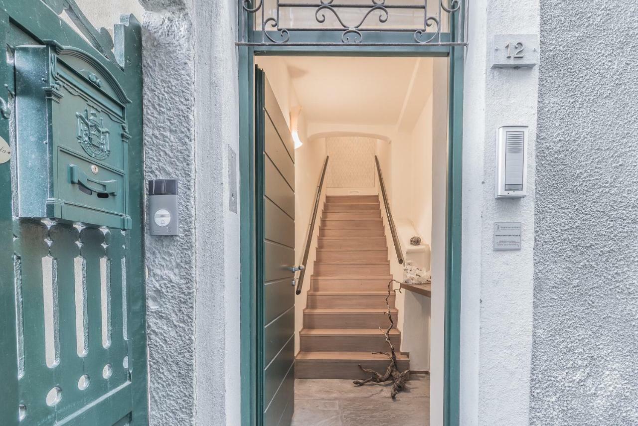 Elizabeth House 瓦伦纳 外观 照片
